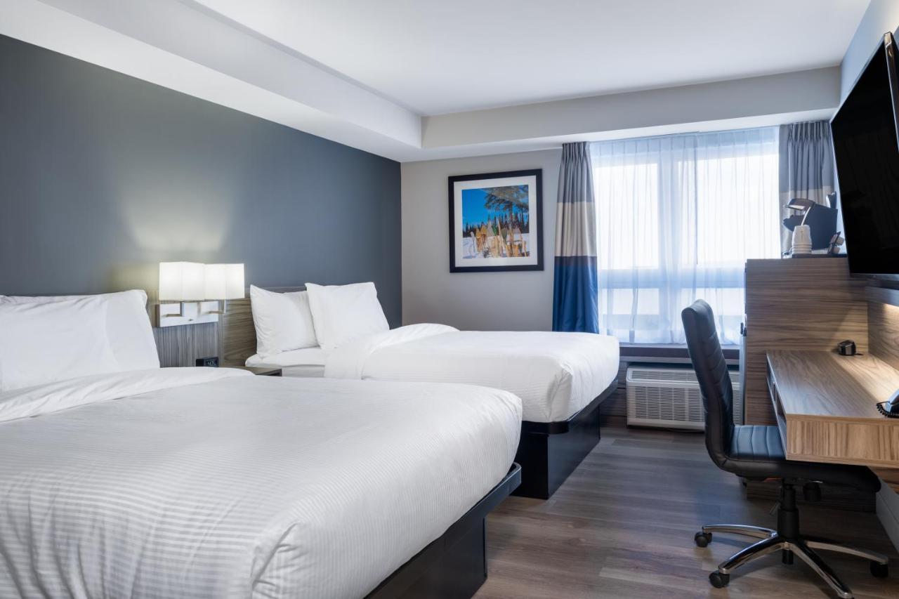 Microtel Inn & Suites By Wyndham Kanata Ottawa West ภายนอก รูปภาพ