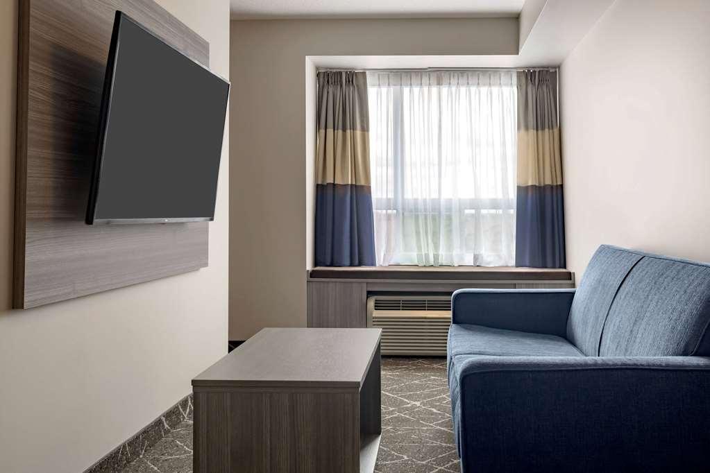 Microtel Inn & Suites By Wyndham Kanata Ottawa West ห้อง รูปภาพ