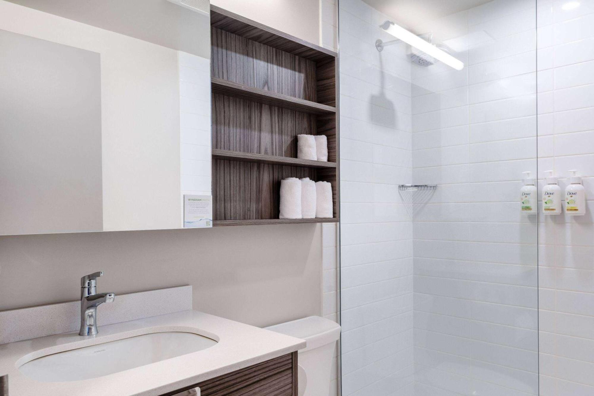 Microtel Inn & Suites By Wyndham Kanata Ottawa West ภายนอก รูปภาพ