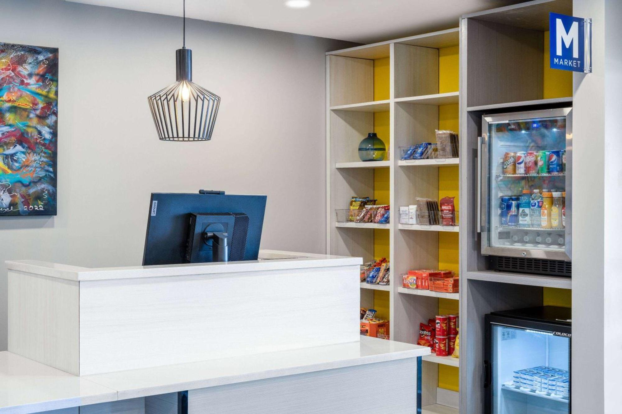 Microtel Inn & Suites By Wyndham Kanata Ottawa West ภายนอก รูปภาพ