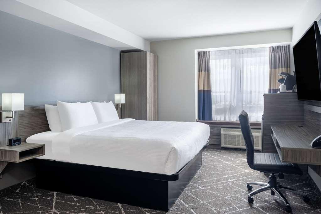 Microtel Inn & Suites By Wyndham Kanata Ottawa West ห้อง รูปภาพ